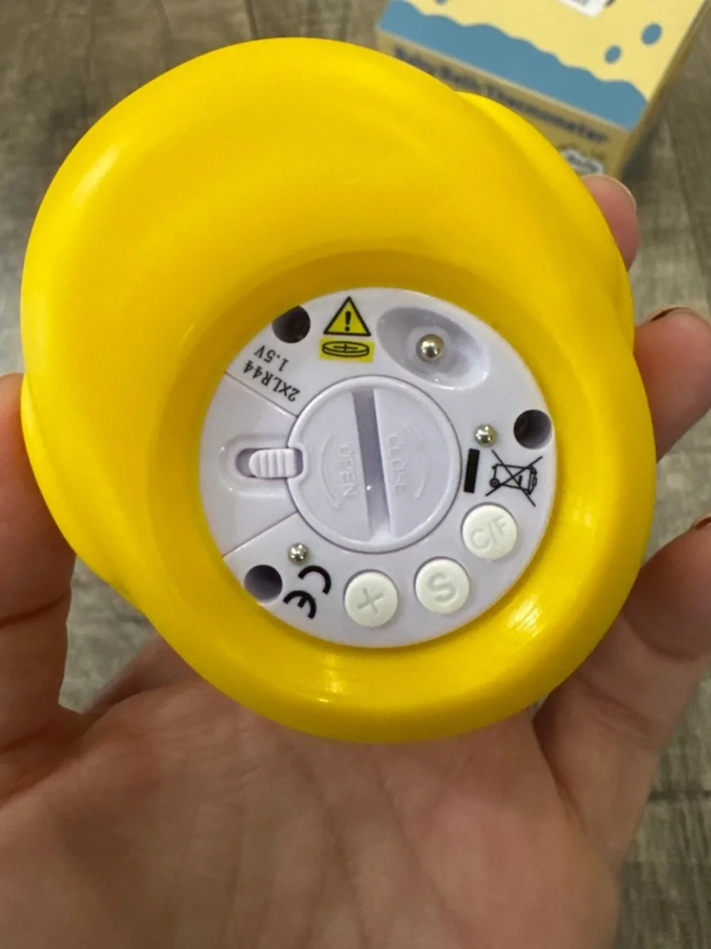 Digital Baby Bath Thermometer Yellow Duck Floating Toy Water Temp Sensor Alarm‎